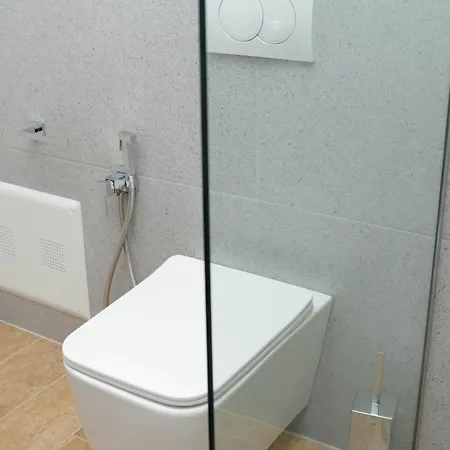 Отель Castle View *