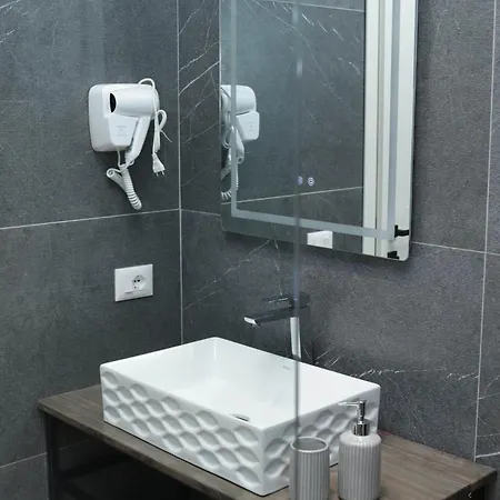 Castle View Отель