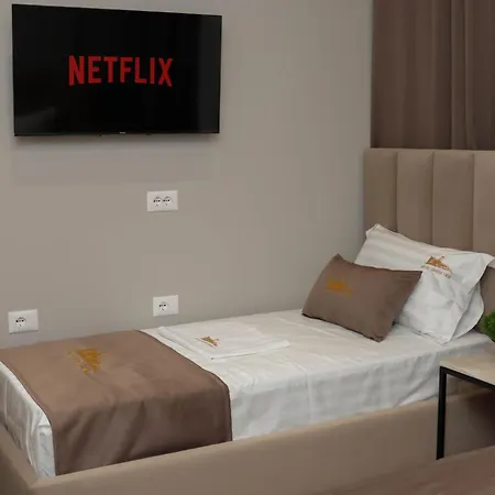 Отель Castle View *