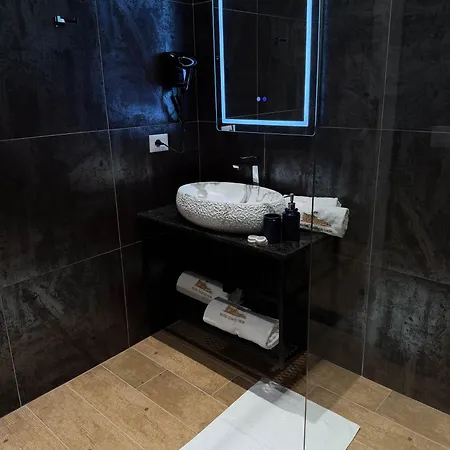 Castle View Отель