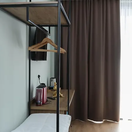 Castle View Отель *