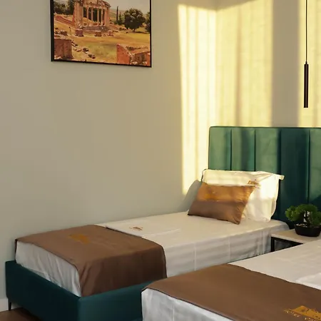 Castle View Отель *