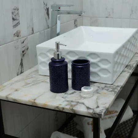 Castle View Круя