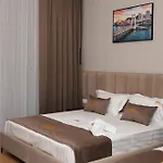 Hotel Castle View