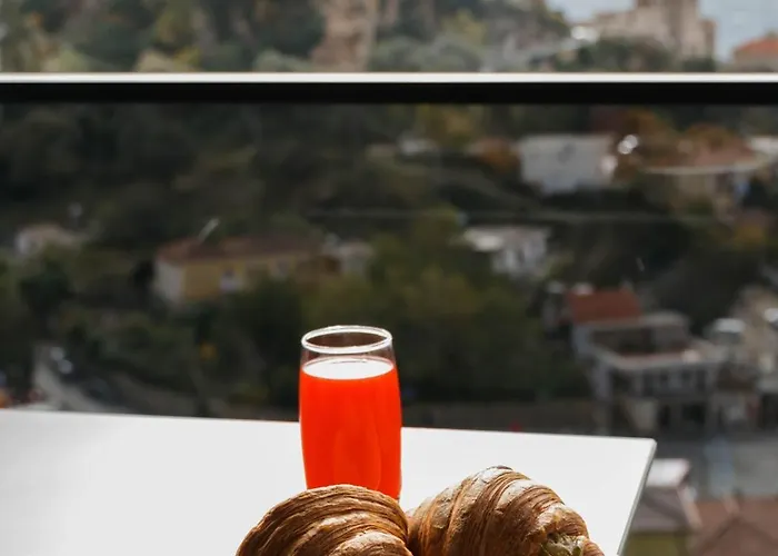 Castle View 酒店 Krujë