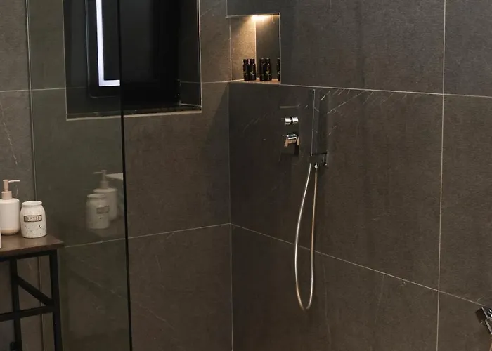 Castle View 酒店 *