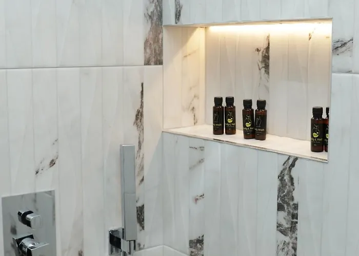 Castle View 酒店 *